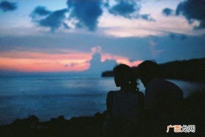 想和男友复合该说什么，怎么聊天才能挽回前男友