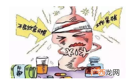 慢性胃炎是怎么造成的？吃烫食会引发胃炎