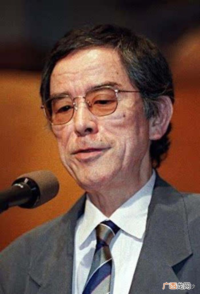萤火虫之墓，萤火虫之墓妹妹竟是被哥哥打骂致死