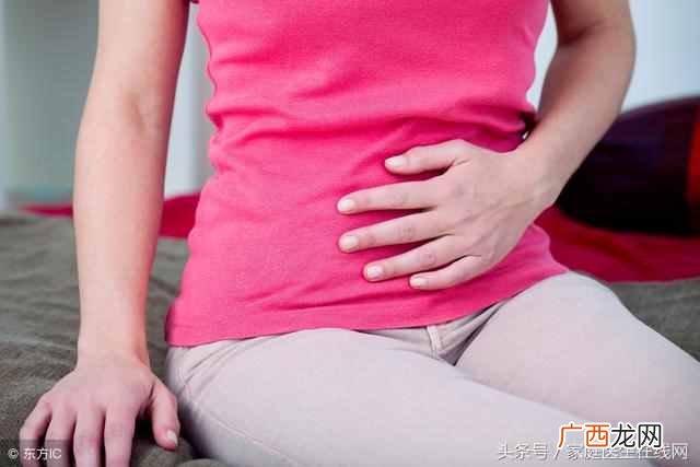 小心这么毛病 来月经有血块是怎么回事