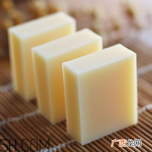 洗面奶泡沫多好吗？怎么挑选洗面奶？