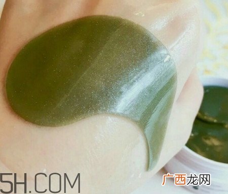 敷完眼膜后需要清洗吗 眼膜用完要洗吗