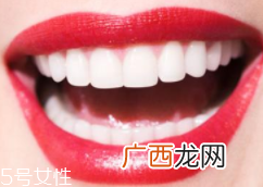 牙齿发黄是天生的吗？只是你刷牙偷懒了