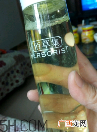 佰草集新玉润保湿化妆水正确使用方法_怎么用