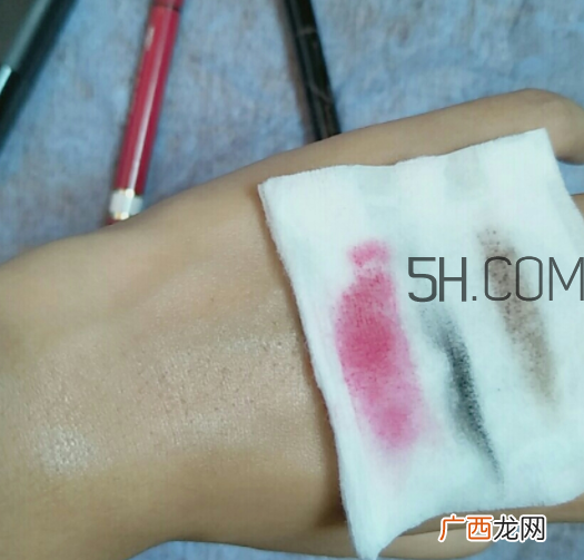 倩碧眼唇卸妆液怎么样？倩碧眼唇卸妆液好用吗？