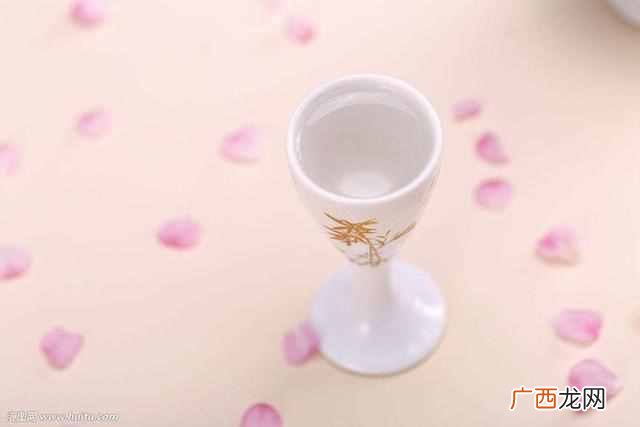白酒代理加盟费用是多少，白酒代理加盟有哪些