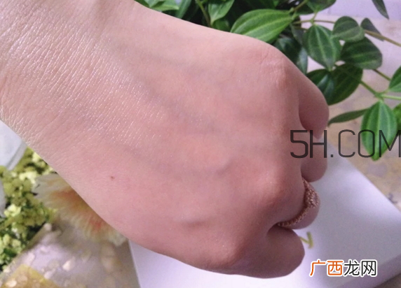 希思黎美颈霜是什么？希思黎美颈霜多少钱？