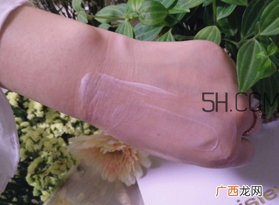 希思黎美颈霜是什么？希思黎美颈霜多少钱？