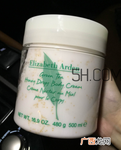伊丽莎白雅顿身体乳怎么样？伊丽莎白雅顿身体乳好用吗？