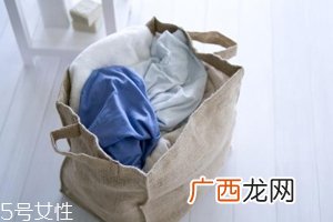 内裤和袜子一起洗会有哪些危害？分情况对待