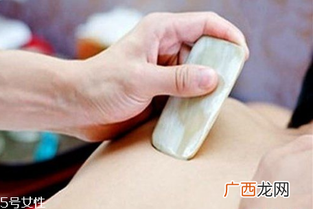 刮痧后胳膊疼是怎么回事需警惕3种原因