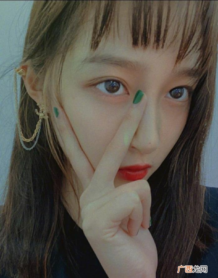 孙如云鹿晗，孙如云与鹿晗合影被指撞脸正牌女友
