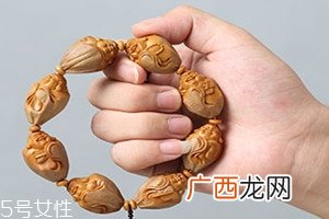橄榄核可以带脖子上吗为什么有人喜欢戴橄榄核