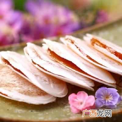 自制茯苓饼的做法，茯苓饼的功效有哪些！