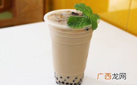 什么是奶茶肚?喝奶茶会长奶茶肚吗