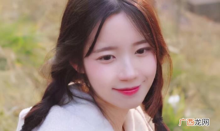 赞美40岁女人幽默的话，夸女生可爱的话有点创意的