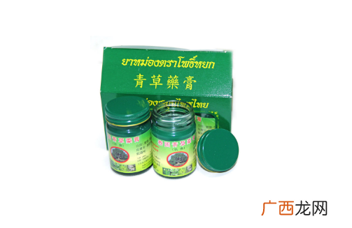 哺乳期可以用青草膏吗哺乳期使用青草膏要注意什么
