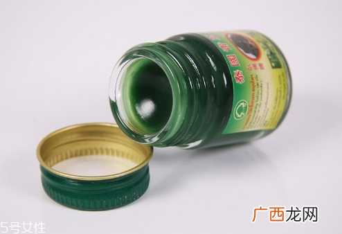 青草膏可以涂痘痘吗泰国青草药膏能祛痘吗