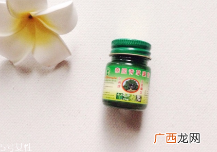 青草膏小孩可以用吗无比滴和青草膏哪个好