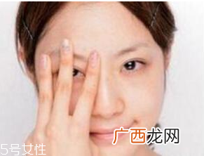 眼睛肿了可以冰敷吗冰敷时间要控制
