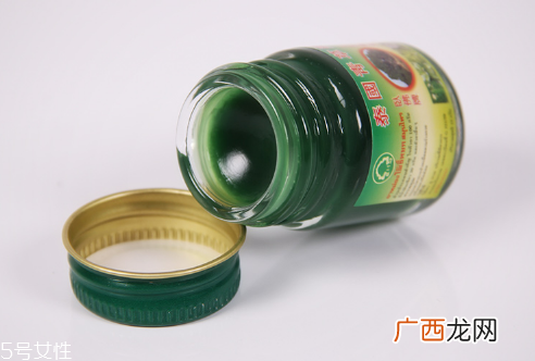 泰国青草膏能治脚气吗青草膏治脚气好吗