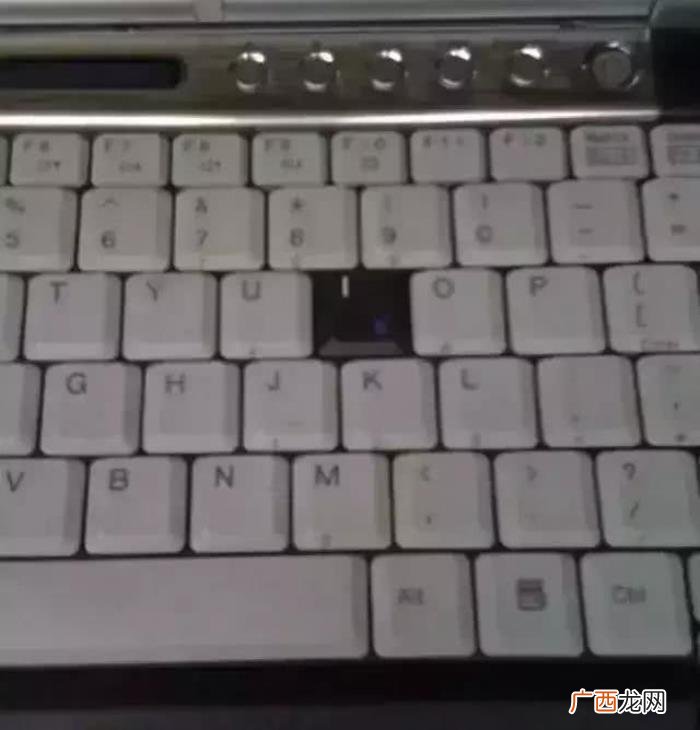 9张让强迫症难受的图片 难受图片大全