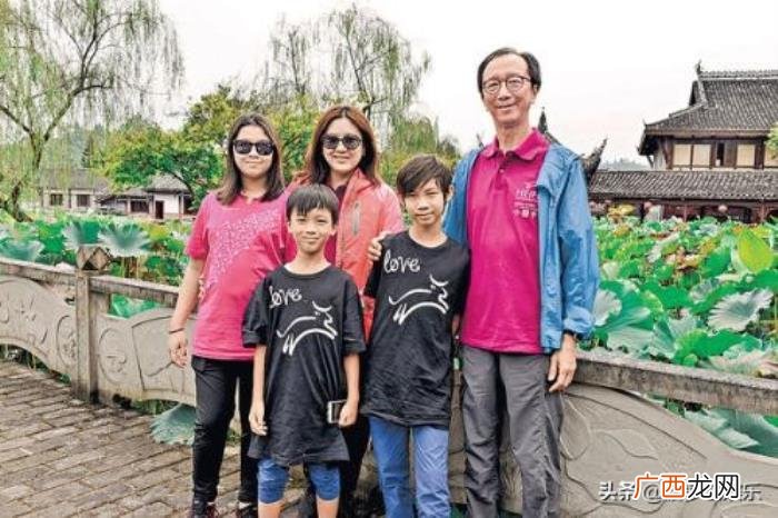 伏明霞嫁谁，伏明霞嫁大27岁的梁锦松