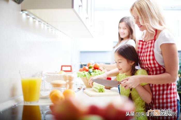全职太太面对老公婚外情 遇上老公出轨的女人怎么面对