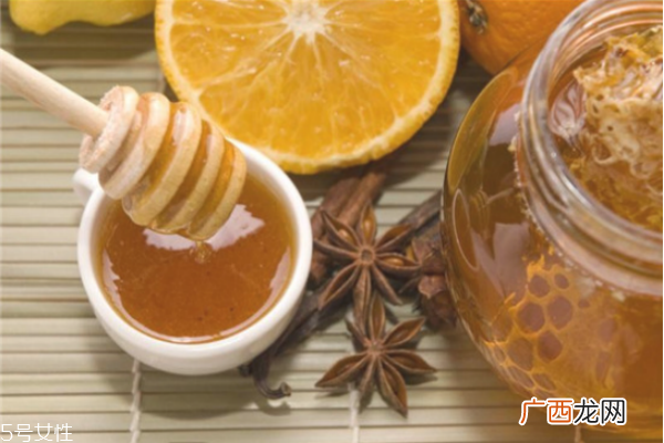 嘴角烂了可以涂蜂蜜吗口角炎治疗方法