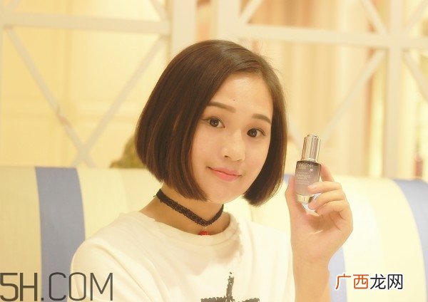 兰蔻小黑瓶安瓶精华和雅诗兰黛小棕瓶精华哪个好?