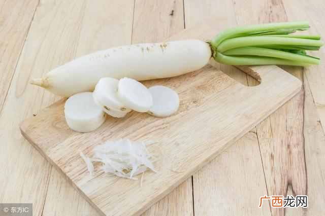 肚子疼吃什么可以缓解症状！