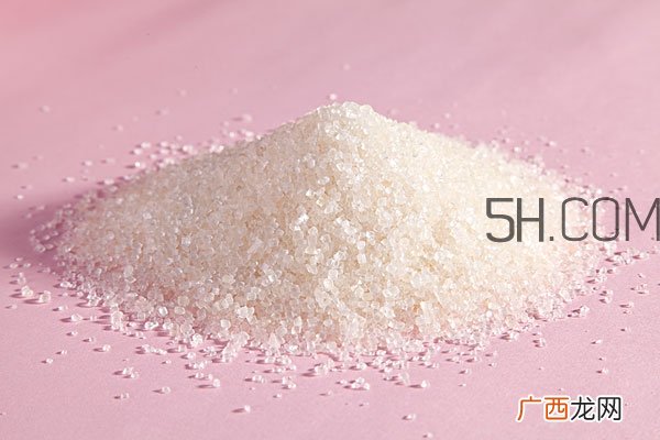 用白糖洗脸的正确方法 天天用白糖洗脸对皮肤有害吗