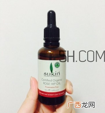 sukin苏芊玫瑰果油适合什么年龄_适合油性皮肤吗