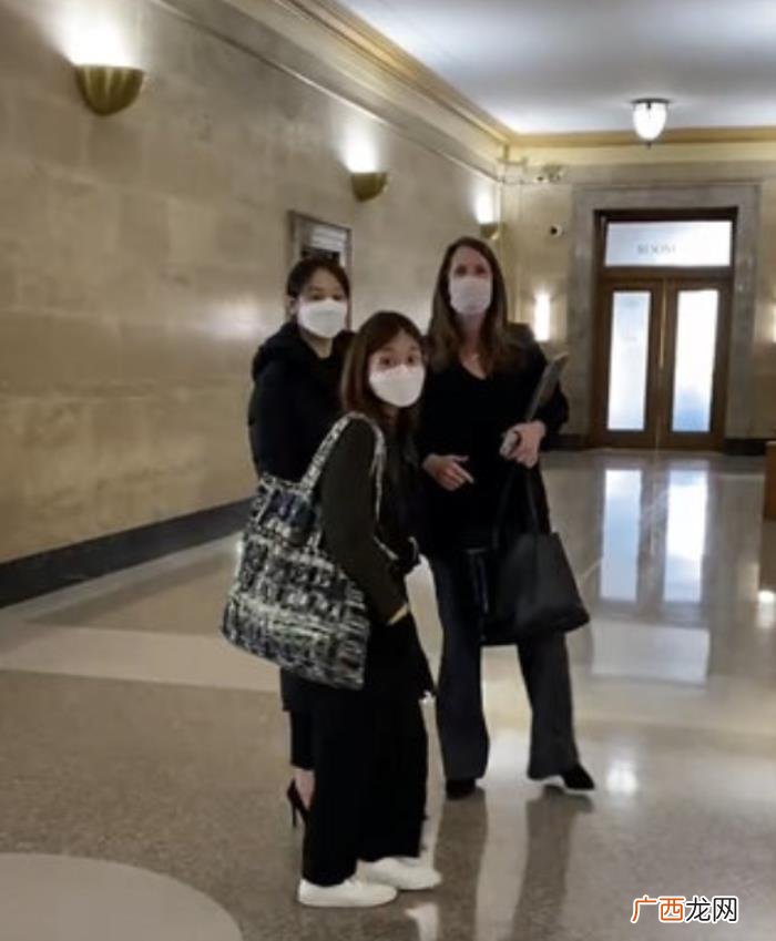 郑爽有精神，郑爽迷惑发言被法官质疑精神有问题