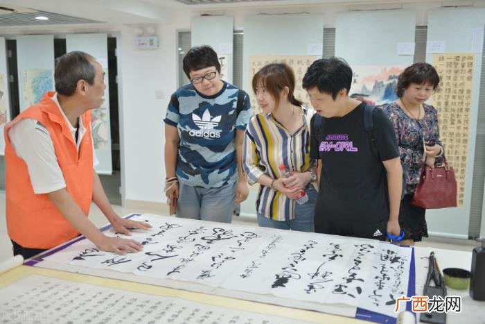 50岁女人聊天时喜欢的话题，扬妈闺蜜群常聊话题