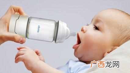 奶瓶什么材质好，教你怎么选购好的奶瓶！