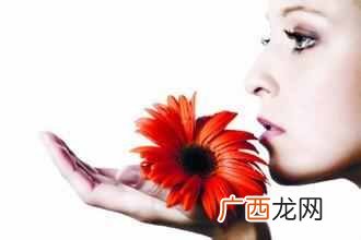 什么是宫颈糜烂,宫颈糜烂有哪些症状!