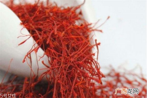 藏红花泡脚会不孕吗怀孕可以用藏红花泡脚吗