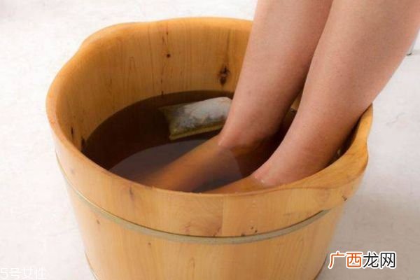 藏红花能泡脚吗藏红花泡脚注意事项