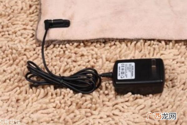 电热毯能开一夜吗使用电热毯注意事项