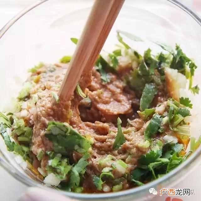 哈哈镜加盟费用是多少，哈哈镜加盟前景及条件