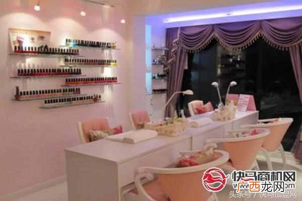 美甲店加盟费用是多少,新手开店注意事项!
