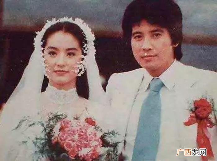 林青霞恋爱，爱情神话林青霞与秦汉的22年恋爱史