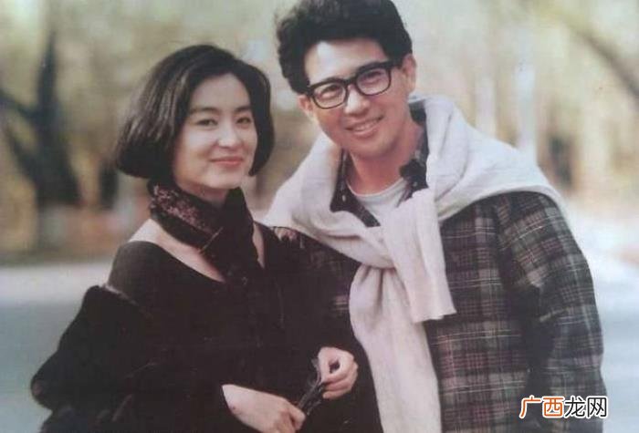林青霞恋爱，爱情神话林青霞与秦汉的22年恋爱史