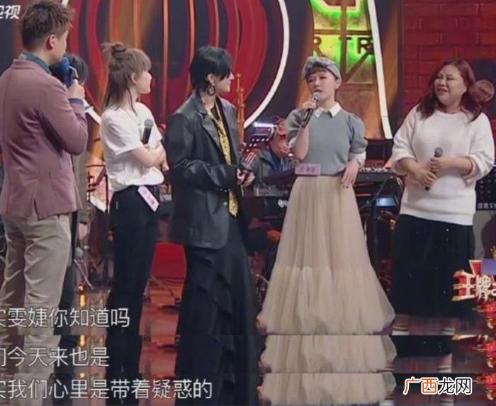 李宇春冠军，李宇春、薇娅同时拿了选秀冠军......