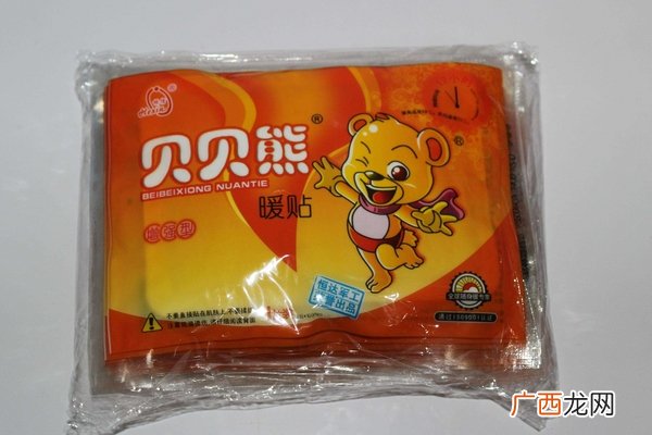 暖宝宝要隔几件衣服一两件都可以