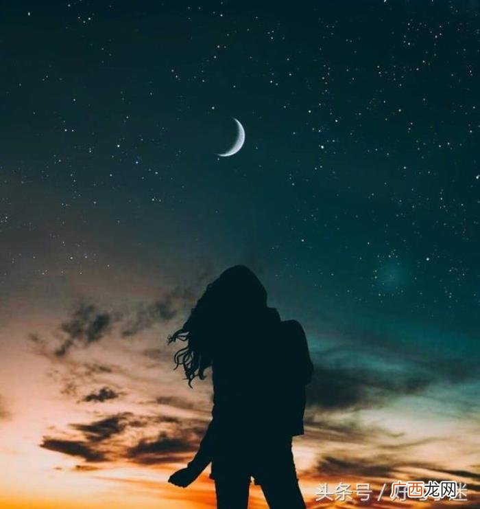 睡不着感慨的经典句子 深夜睡不着的经典句子