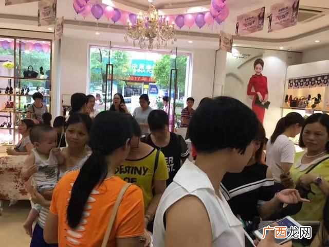 女鞋加盟费用是多少，女鞋加盟有哪些品牌！