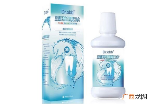 漱口水的作用与效果使用漱口水的小贴士