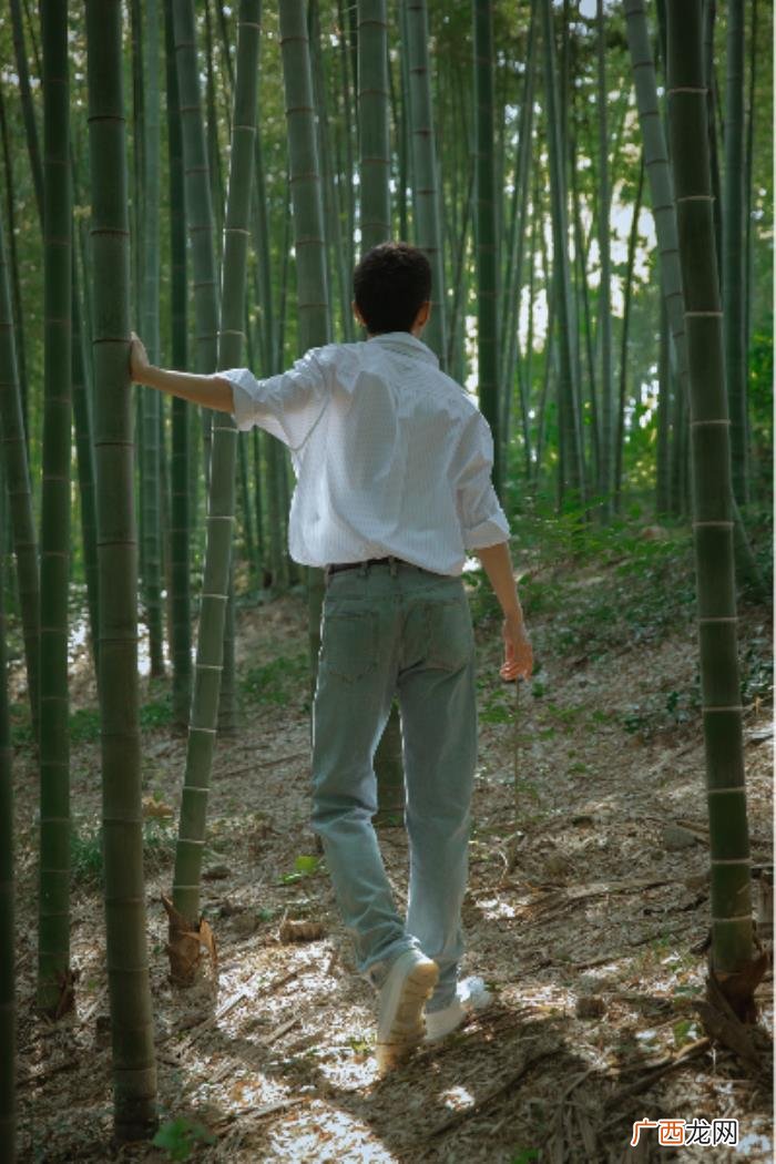 肖战写真照，肖战生日工作室晒大量写真暴击粉丝